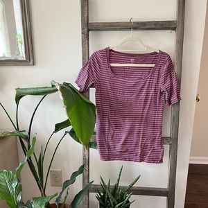 Striped GAP tee